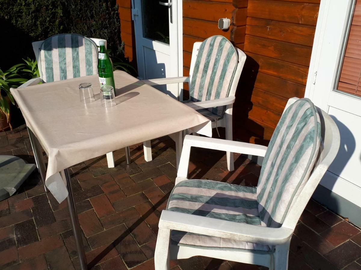 Preisbewusste Ferienwohnung Fuer 2 Personen U. Kleinkind Utarp Exterior foto